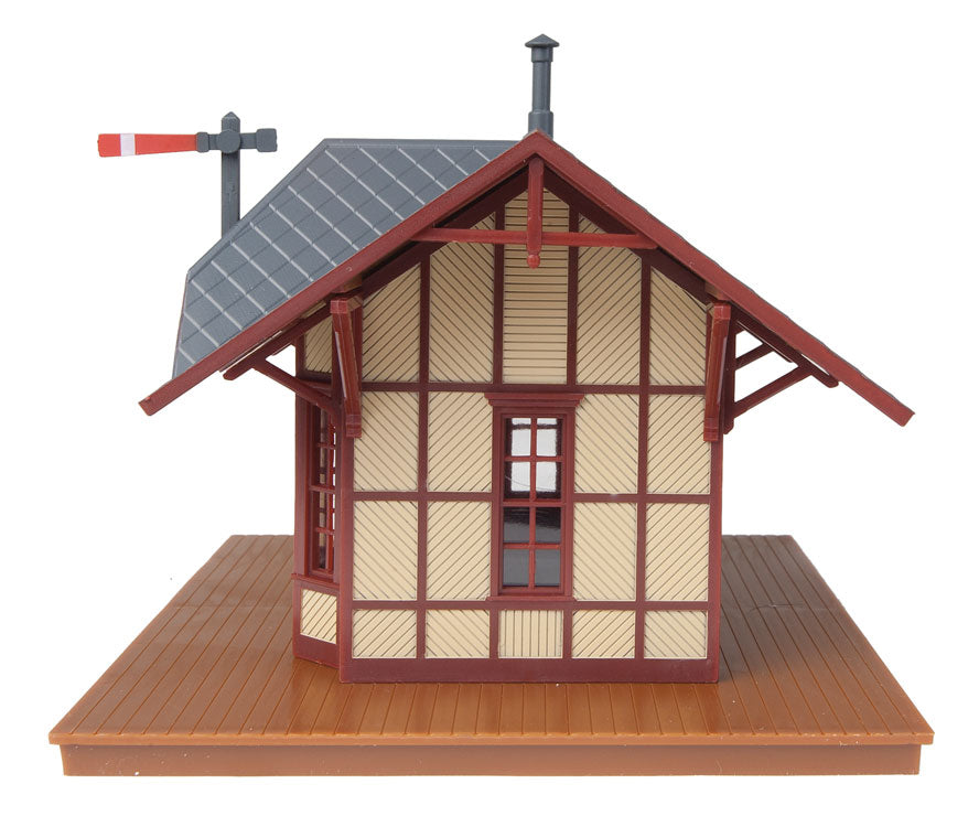 Victoria Springs Station -- Assembled - 4-1/2 x 3-3/4 x 3-1/2  11.4 x 9.5 x 7.9cm-4