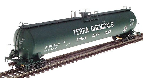 33,000 Gallon Liquid Propane Gas Tank Car (Ready to Run) -- Terra Chemical RTMX