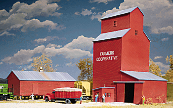 Farmers Cooperative Rural Grain Elevator -- Kit - Elevator: 8-7/8 x 7-1/4 x 10"  23 x 18 x 25cm-1