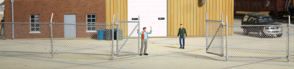 Chain-Link Fence - Kit - Up to 2 Gates -- Scale Length: Approximately 80"  203cm-2