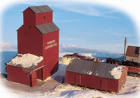Farmer's Co-op Rural Grain Elevator -- Kit - Elevator: 4-3/8 x 5-3/8 x 6"  11 x 13.7 x 15.2cm-2