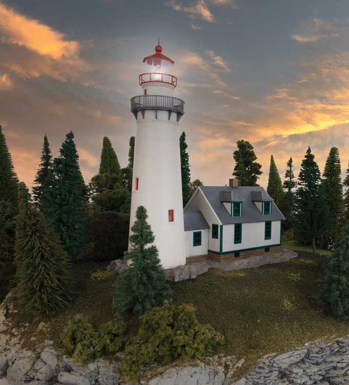 Eagle Point Lighthouse -- Kit - 8-1/8 x 3 x 8-7/8"  20.3 x 7.5 x 22.8cm