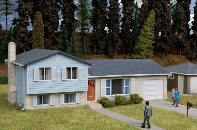 Split-Level House -- Kit - 7-1/4 x 3-3/4 x 2-9/16"  18.4 x 9.5 x 6.5cm-1