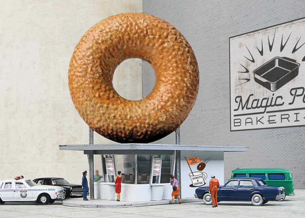 Hole-In-One Donut Shop -- Kit - 2-7/8 x 1-1/2 x 2-7/8"  7.3 x 3.8 x 7.3cm-1