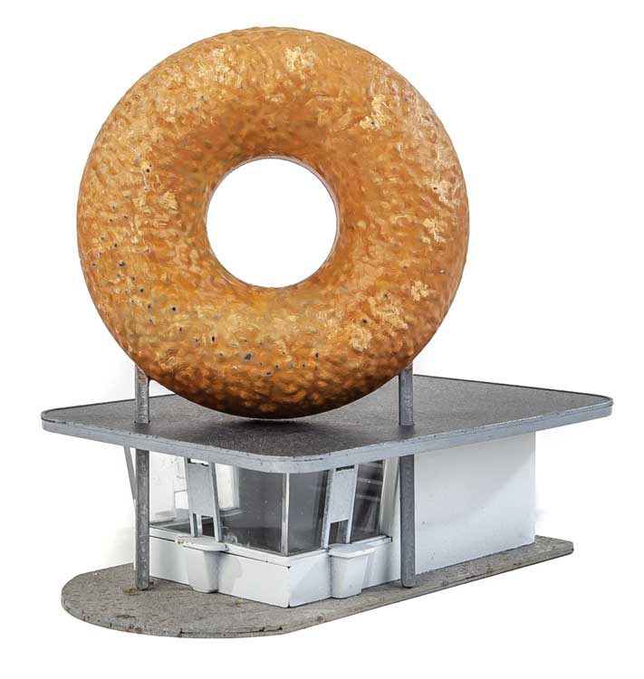 Hole-In-One Donut Shop -- Kit - 2-7/8 x 1-1/2 x 2-7/8"  7.3 x 3.8 x 7.3cm-2