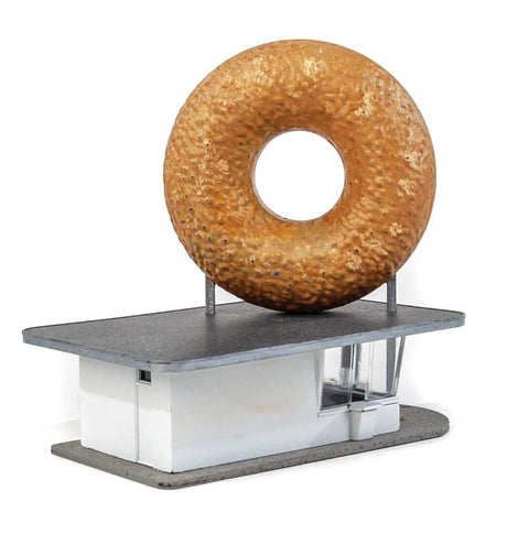 Hole-In-One Donut Shop -- Kit - 2-7/8 x 1-1/2 x 2-7/8"  7.3 x 3.8 x 7.3cm-3