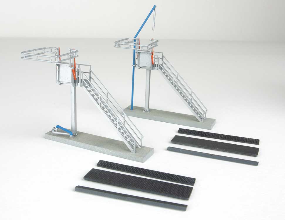 Modern Loading Racks pkg(4) -- Kit - Each 3-1/8 x 1-11/16 x 4"  7.9 x 4.2 x 10.1cm-3