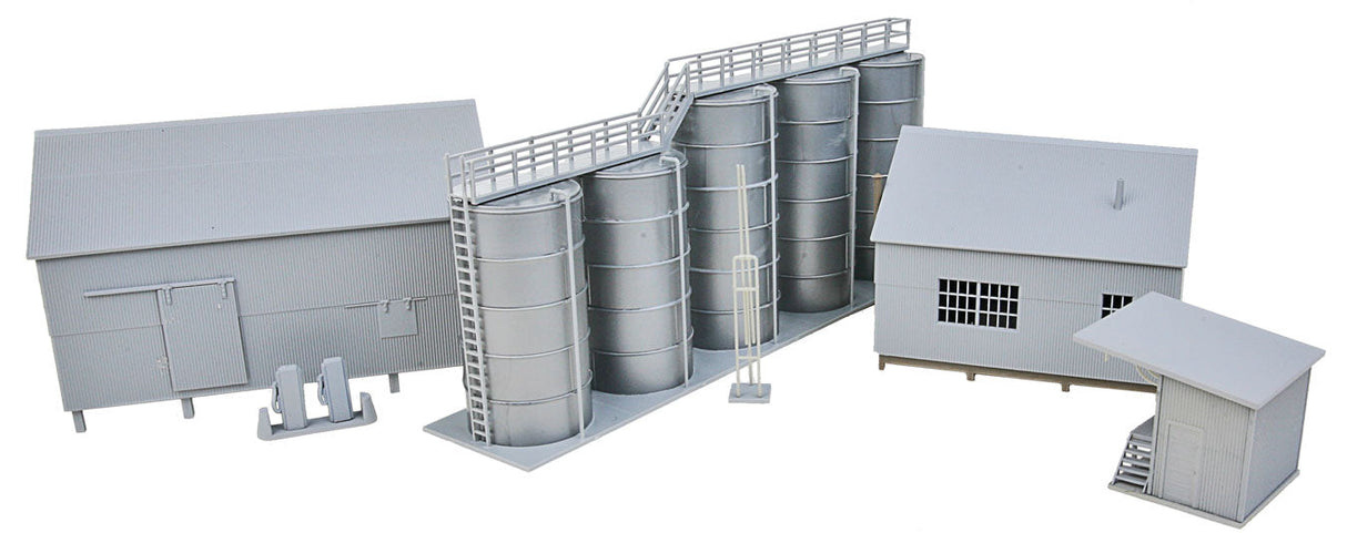 Trackside Oil Dealer with Storage Tanks -- Kit-3