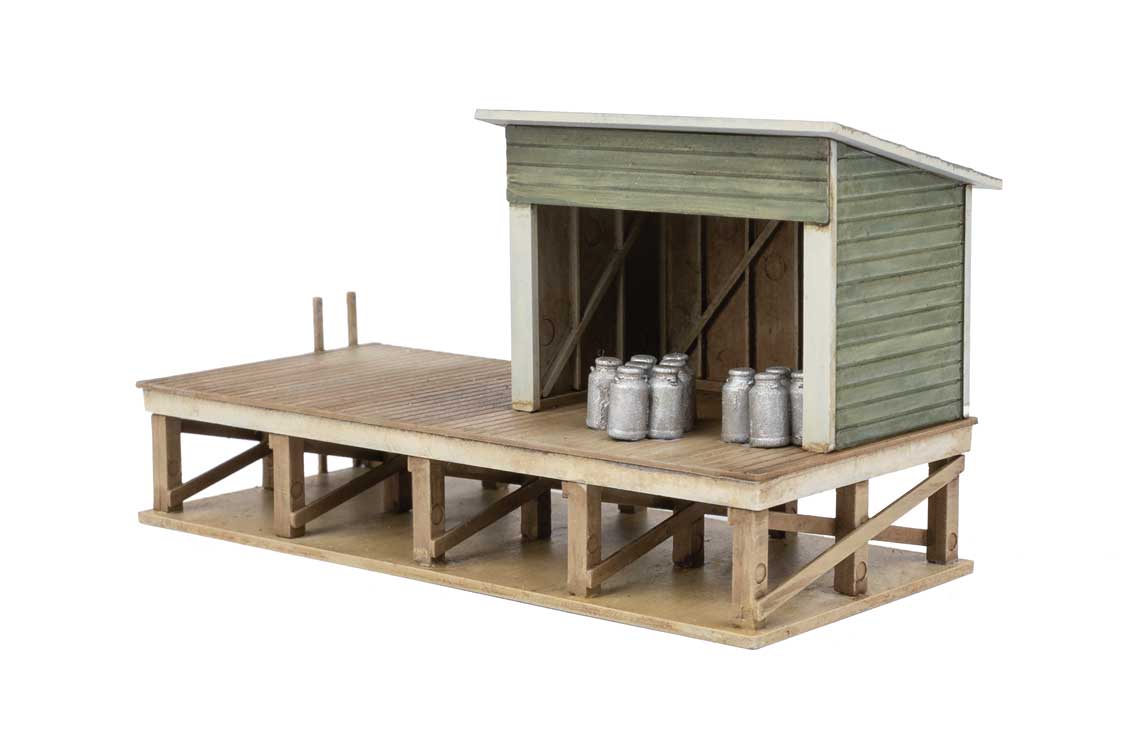 Milk Platform -- Kit - 3-7/16 x 1-1/2 x 1-7/8"  8.73 x 3.81 x 4.76cm-2