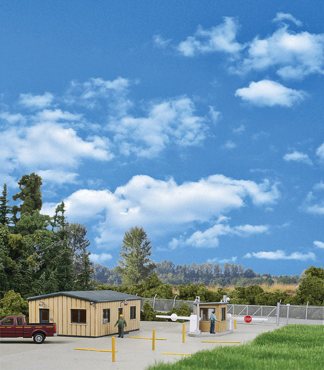 Modern Guard Shack -- Kit - Shack: 4-1/8 x 3 x 1-1/2"; Booth: 1-1/4 x 1-5/8 x 1-1/8"-1