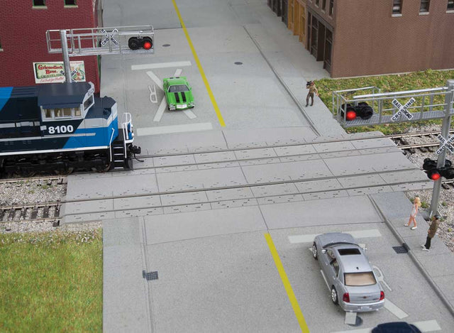 Modern Concrete Grade Crossing -- Kit