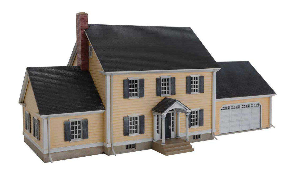 Executive House -- Kit - 9-15/16 x 5 x 4-3/4"  25.2 x 12.7 x 12cm-2