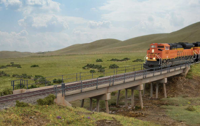 Modern Short-Span Concrete Railroad Bridge -- Kit - 17-7/8 x 2-13/16 x 2-7/8"  45.4 x 7.1 x 7.3cm-1