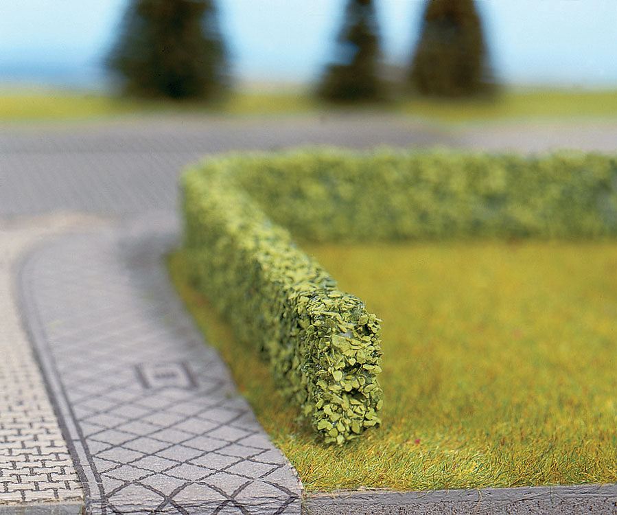Tall Hedges -- Light Green 19-5/8 x 3/8 x 5/8"  50 x 1 x 1.5cm