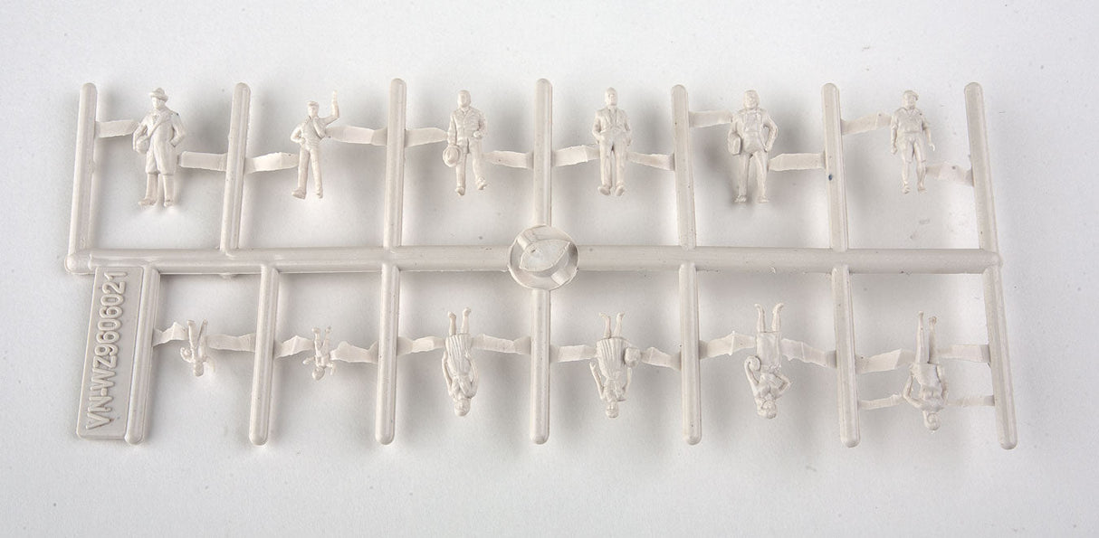 Standing and Walking Figures -- Unpainted pkg(72)-2