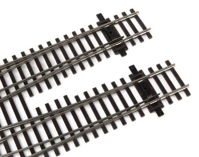 Code 83 Nickel Silver DCC-Friendly #6 Double Crossover -- Length: 18-3/4"  47.6cm; Track Centers: 2"  5.1cm-4