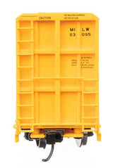 72' Centerbeam Flatcar w/Opera Windows - Ready to Run -- Milwaukee Road #63095-4